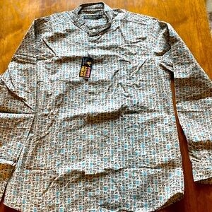 Men’s long sleeve shirt 100% flower cotton from Egypt size large but runs small